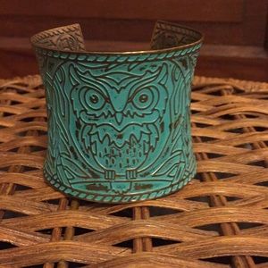 🌈🌻🦋 Turquoise Owl Wrist Cuff